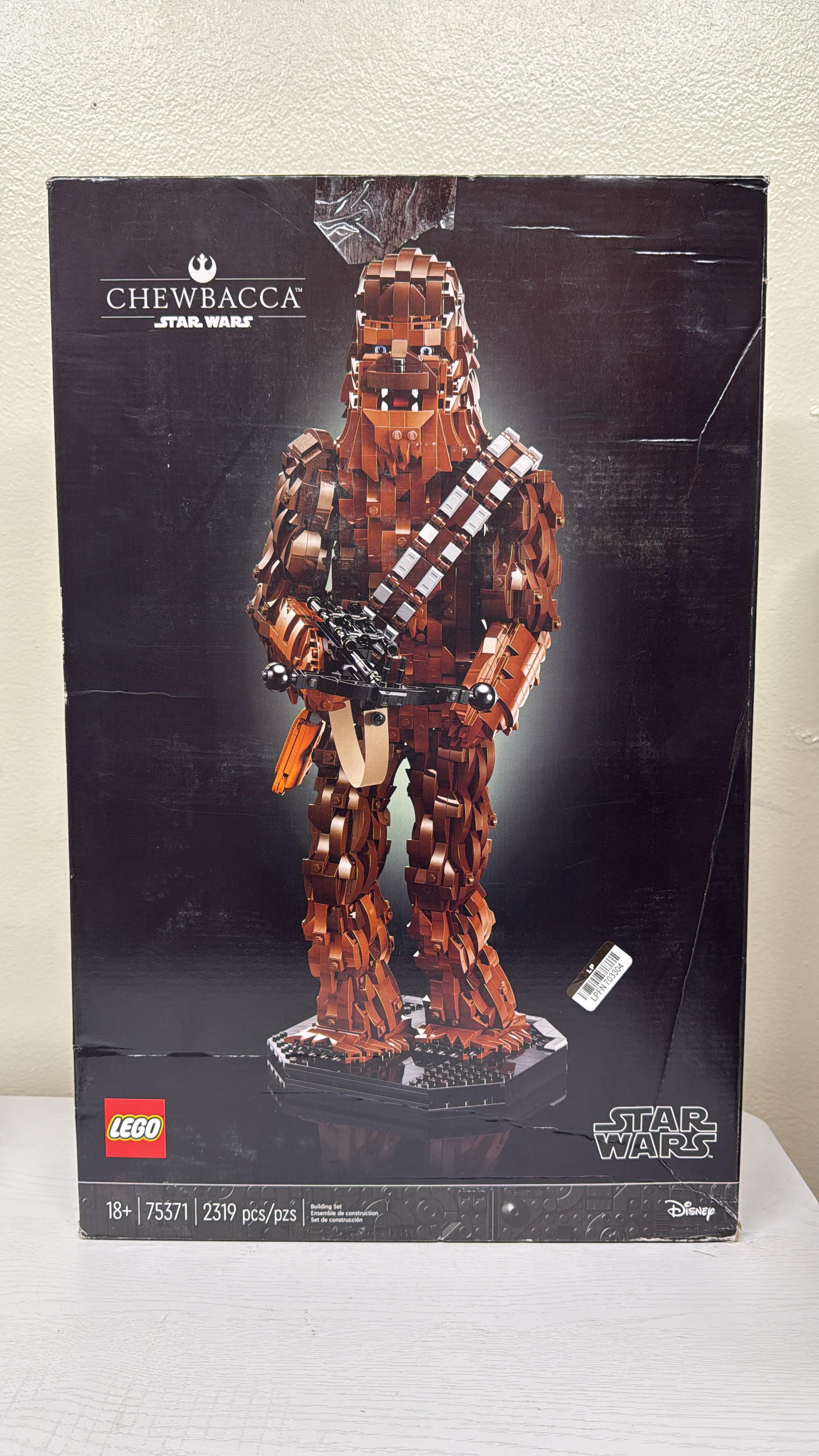 LEGO Star Wars Chewbacca Figure Building Set 75371 (Open Box)