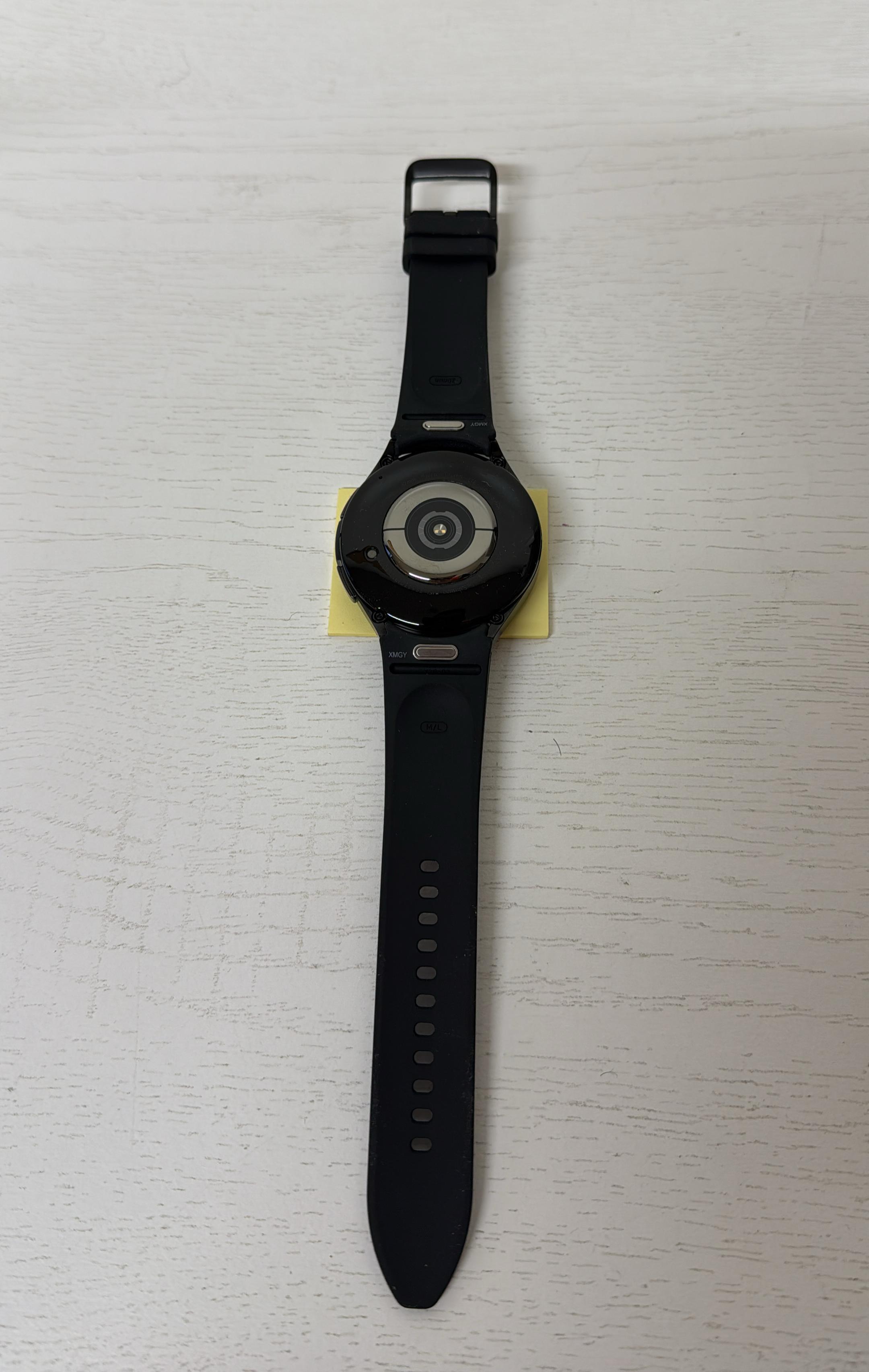 Samsung Galaxy Watch 6 Classic Smart Watch 47mm - Large, LTE, Black (Lightly used)