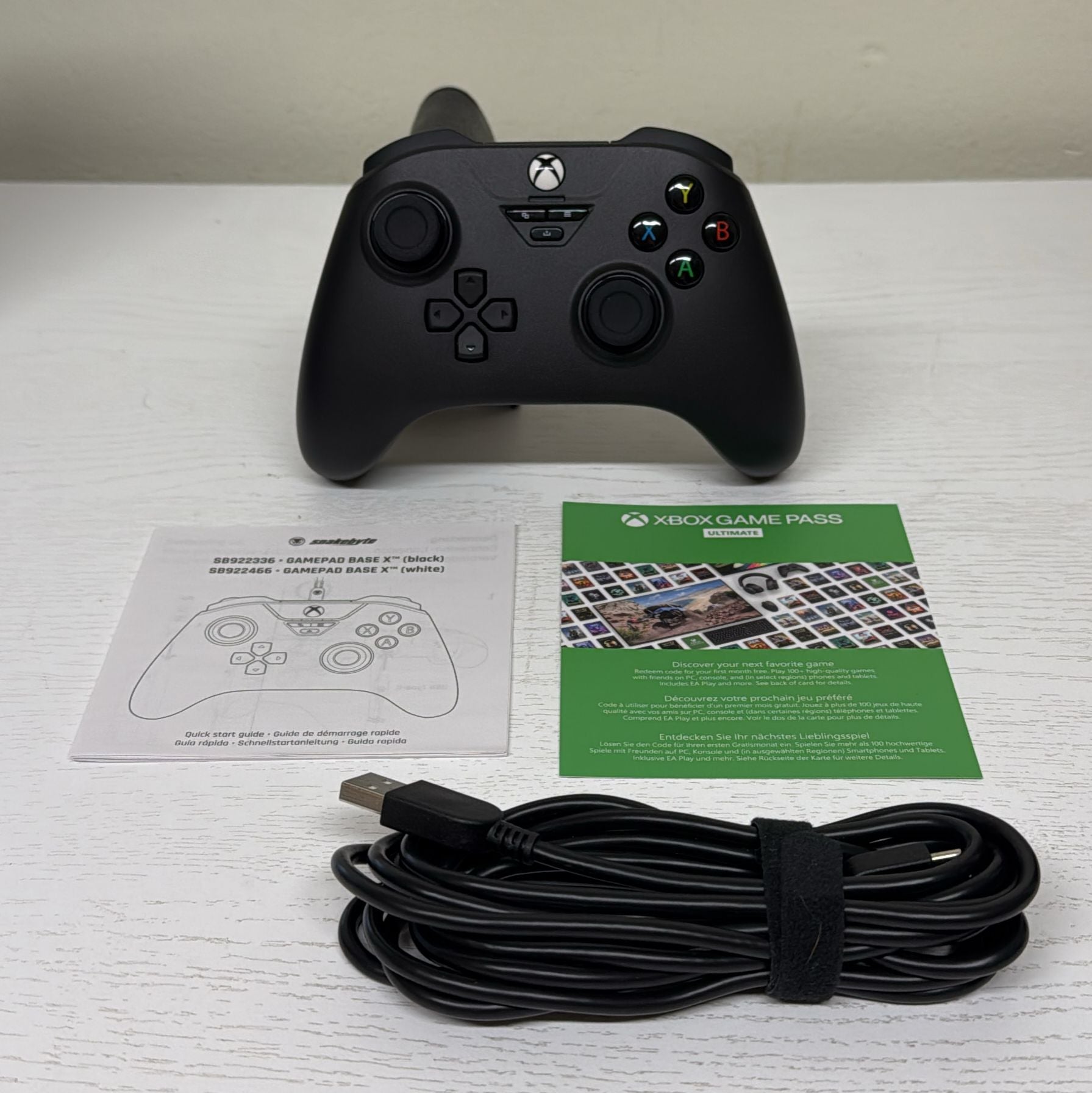 Snakebyte GamePad Base X (Black) for Xbox Series X and PC (Open Box)