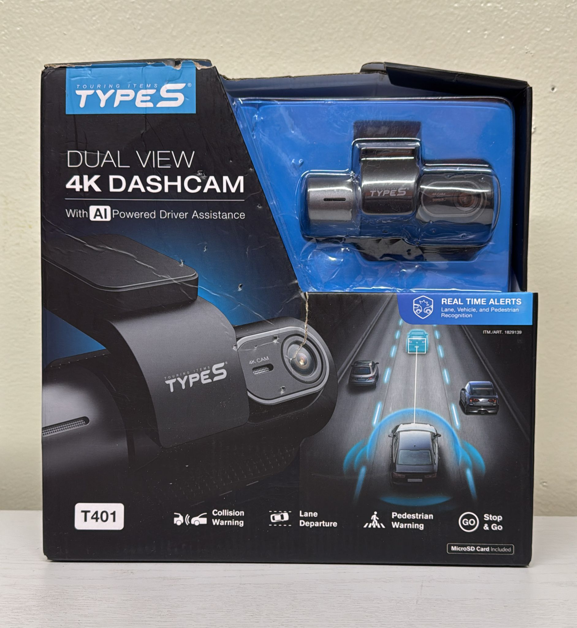 Type S T401 4K Dual View Dash Cam: AI-Powered Safety and Surveillance (Light used)